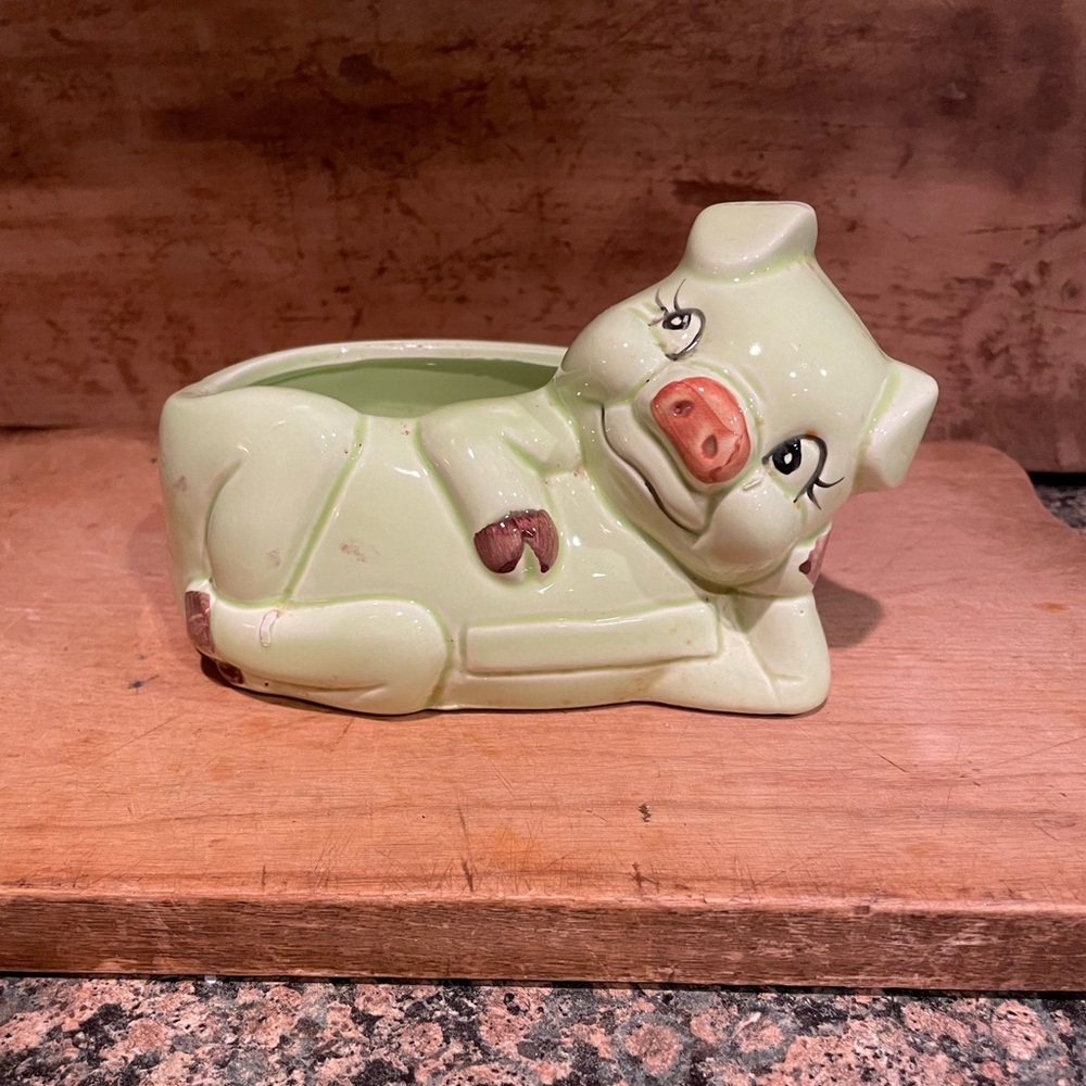 Vintage porcelain pig planter 1970’s